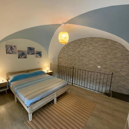 Nuovissimo Appartamento Indipendente Al Centro !! Catania Exterior foto
